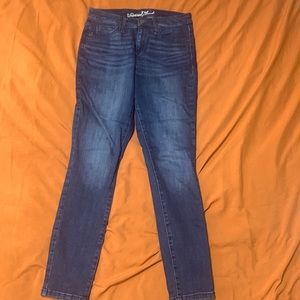 universal thread jeans size 4/27R